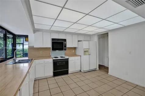 8280 SW 205th Street Cutler Bay FL 33189