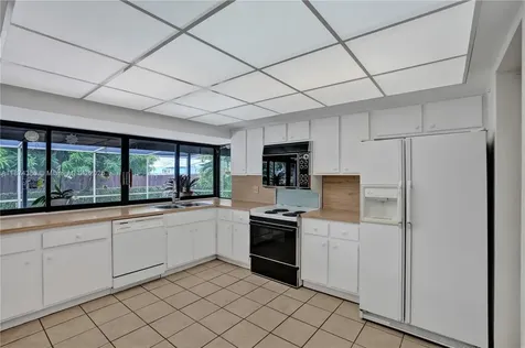 8280 SW 205th Street Cutler Bay FL 33189