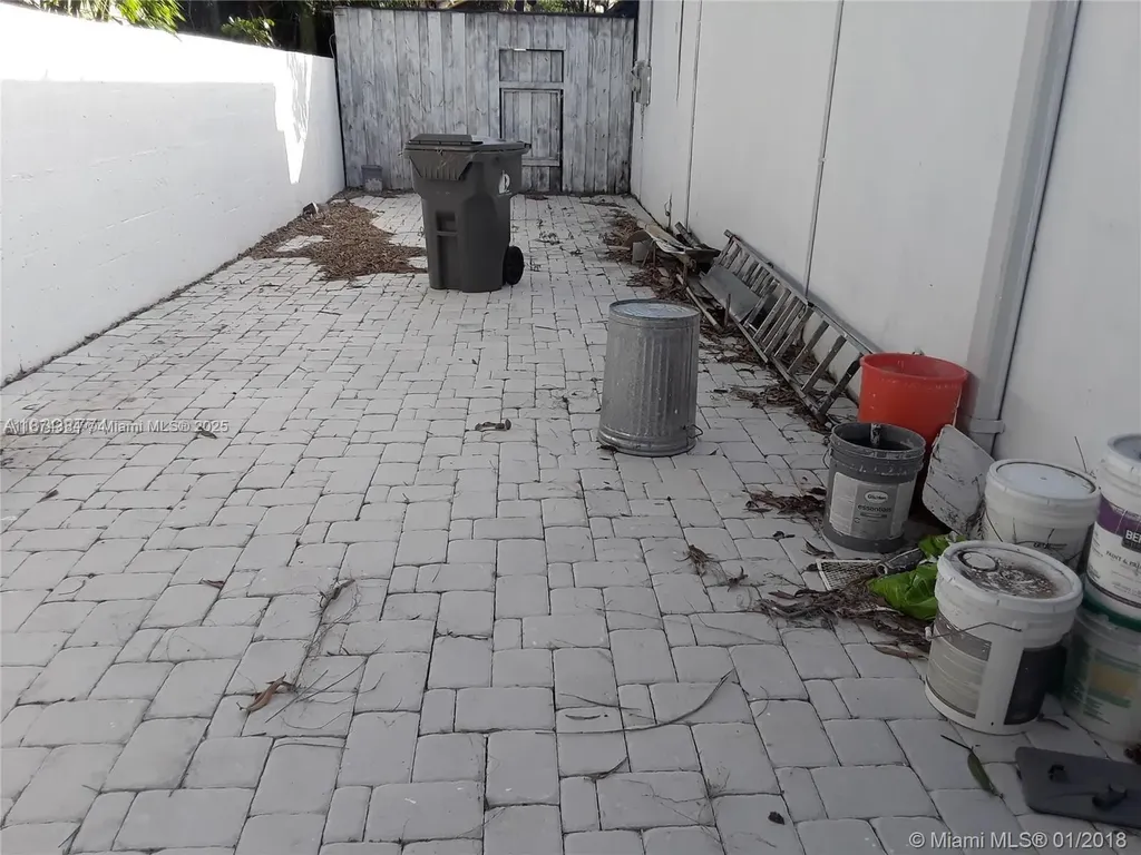 1512 NE 4th Avenue Fort Lauderdale FL 33304