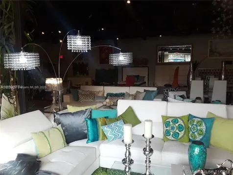1512 NE 4th Avenue Fort Lauderdale FL 33304