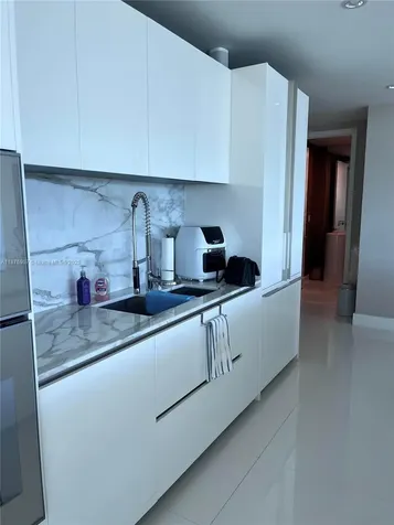 10201 Collins Avenue Bal Harbour FL 33154