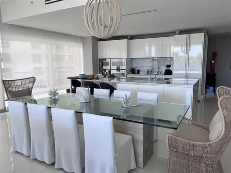 10201 Collins Avenue Bal Harbour FL 33154