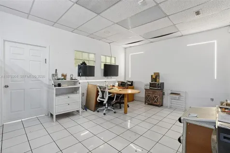 Hollywood FL 33020
