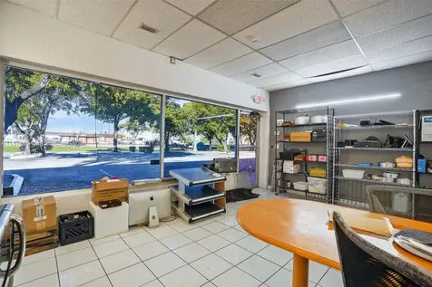 Hollywood FL 33020