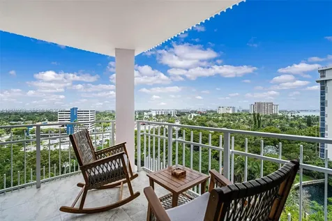 2000 Towerside Terrace Miami FL 33138