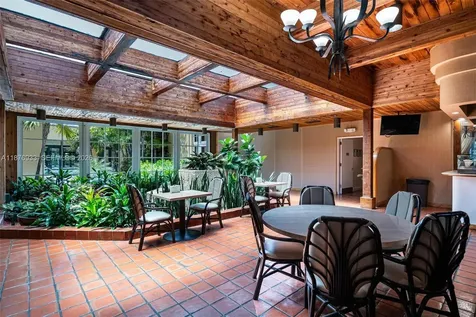 2000 Towerside Terrace Miami FL 33138