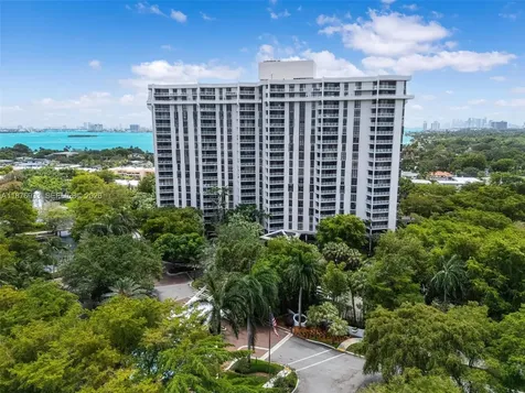 2000 Towerside Terrace Miami FL 33138