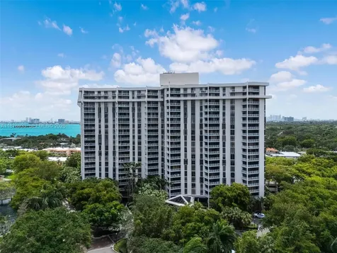 2000 Towerside Terrace Miami FL 33138
