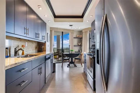 2000 Towerside Terrace Miami FL 33138