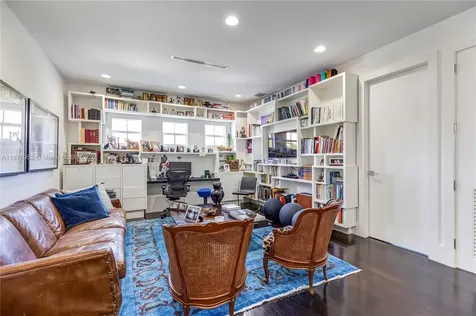 9460 SW 69th Avenue Pinecrest FL 33156