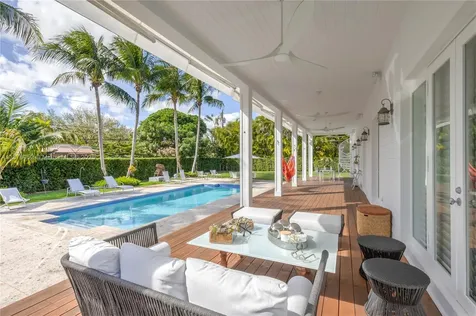 9460 SW 69th Avenue Pinecrest FL 33156