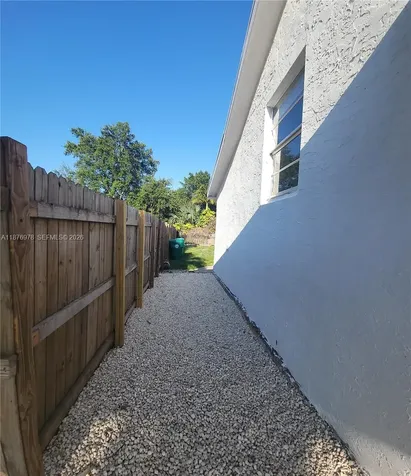 7631 NW 4th Avenue Miami FL 33150