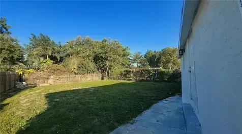 7631 NW 4th Avenue Miami FL 33150