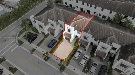 403 NE 212th Street Miami FL 33179
