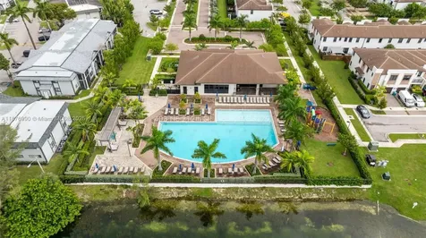 403 NE 212th Street Miami FL 33179