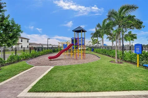 403 NE 212th Street Miami FL 33179