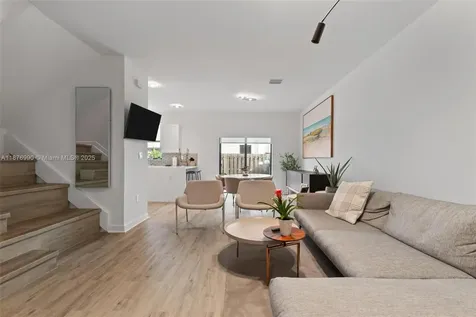 403 NE 212th Street Miami FL 33179