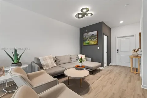 403 NE 212th Street Miami FL 33179