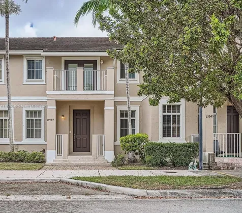 13945 SW 279 Lane Homestead FL 33032