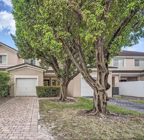 13945 SW 279 Lane Homestead FL 33032