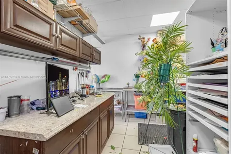 7147 SW 8th Street Miami FL 33144