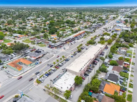 7147 SW 8th Street Miami FL 33144