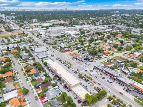 7147 SW 8th Street Miami FL 33144