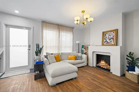 642 86th Street Miami Beach FL 33141