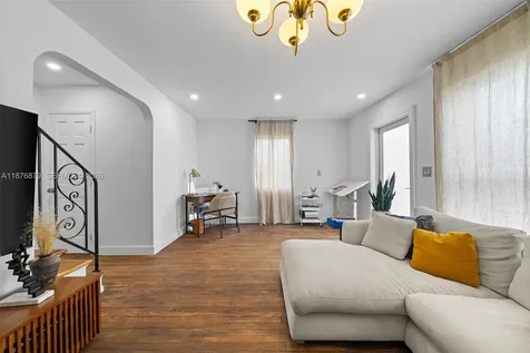 642 86th Street Miami Beach FL 33141