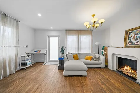 642 86th Street Miami Beach FL 33141