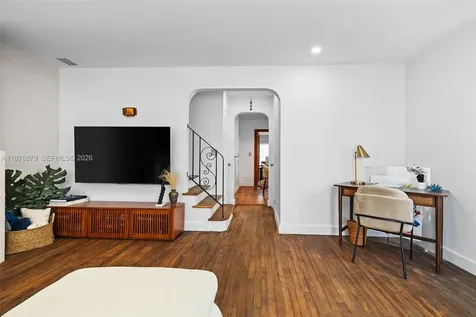 642 86th Street Miami Beach FL 33141