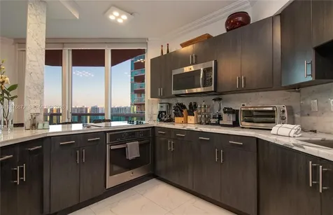 3370 NE 190 Street Aventura FL 33180