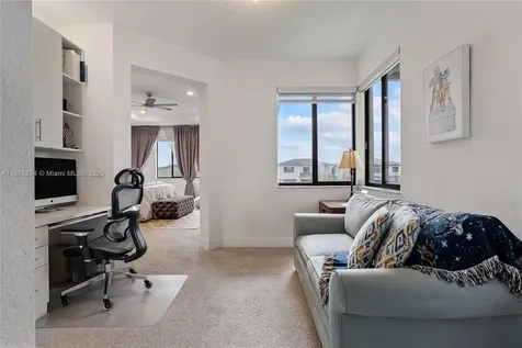 10470 S Lago Vista Circle Parkland FL 33076