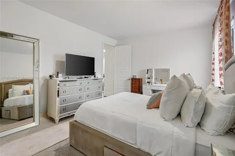 10470 S Lago Vista Circle Parkland FL 33076