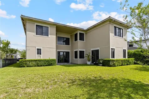 10470 S Lago Vista Circle Parkland FL 33076