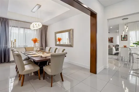 10470 S Lago Vista Circle Parkland FL 33076