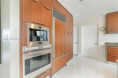 15811 Collins Avenue Sunny Isles Beach FL 33160