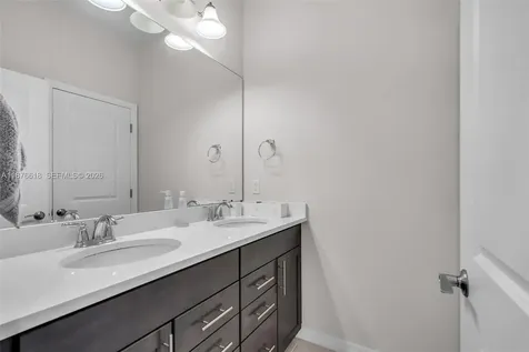 4754 Eucalyptus Drive Hollywood FL 33021