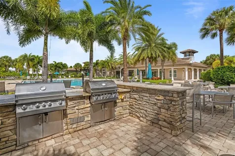 4754 Eucalyptus Drive Hollywood FL 33021