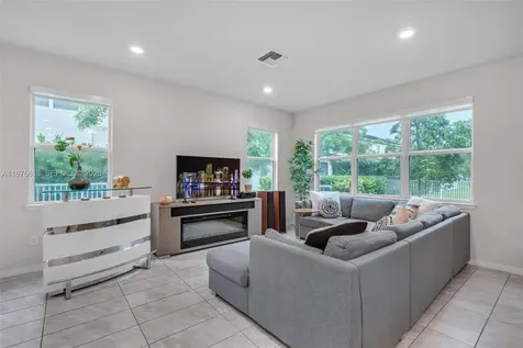 4754 Eucalyptus Drive Hollywood FL 33021