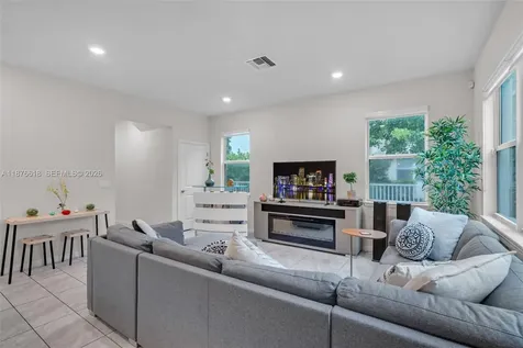 4754 Eucalyptus Drive Hollywood FL 33021