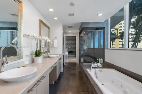 3801 Collins Avenue Miami Beach FL 33140
