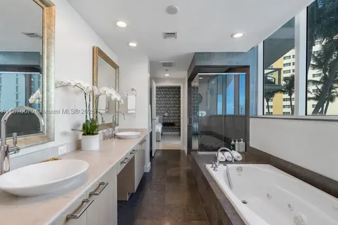3801 Collins Avenue Miami Beach FL 33140