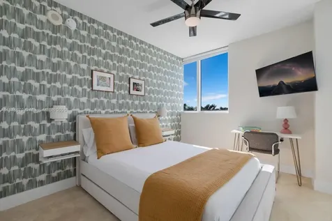 3801 Collins Avenue Miami Beach FL 33140