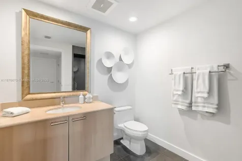3801 Collins Avenue Miami Beach FL 33140