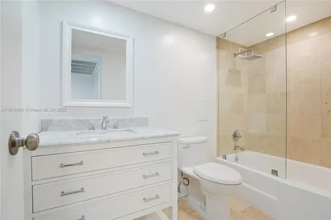5101 Collins Avenue Miami Beach FL 33140
