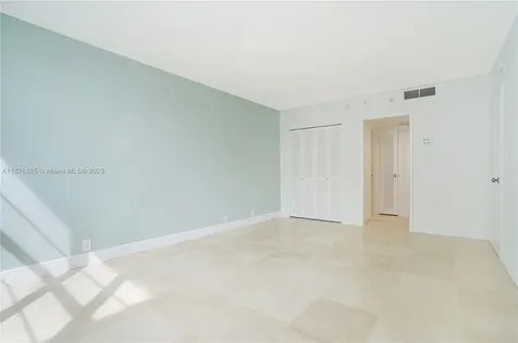 5101 Collins Avenue Miami Beach FL 33140