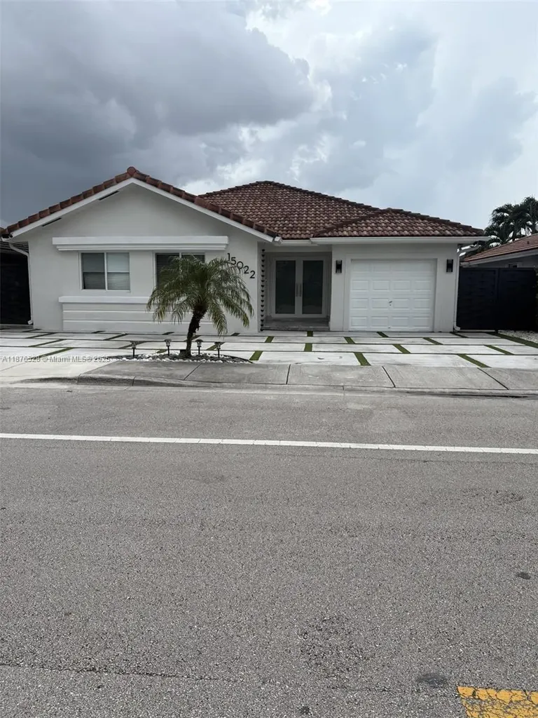 15022 SW 30th Street Miami FL 33185