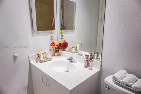 6864 Sugarloaf Key Street Lake Worth FL 33467