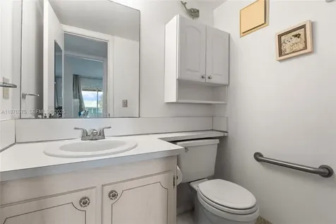 431 Markham T Deerfield Beach FL 33442